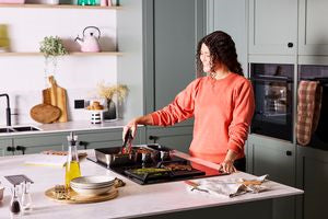V68AUX4C0, Induction hob with integrated ventilation system