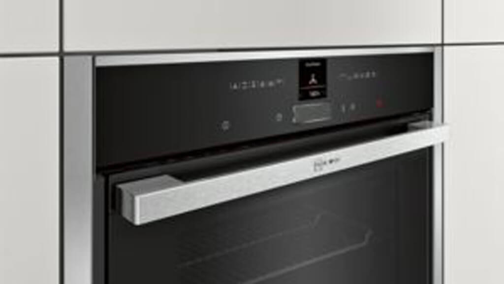Neff B57CR22N0B, Built-in oven