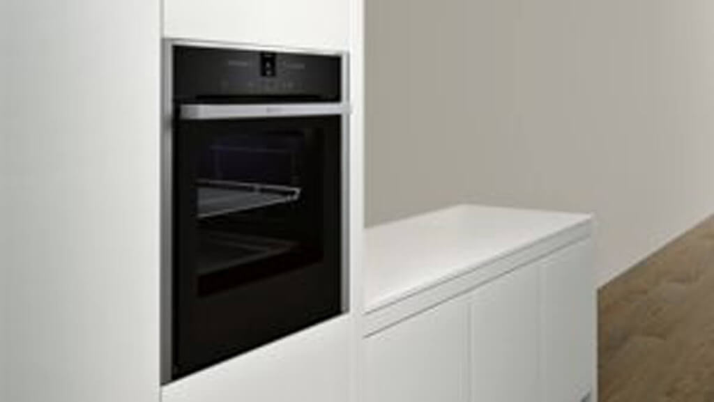 Neff B57CR22N0B, Built-in oven