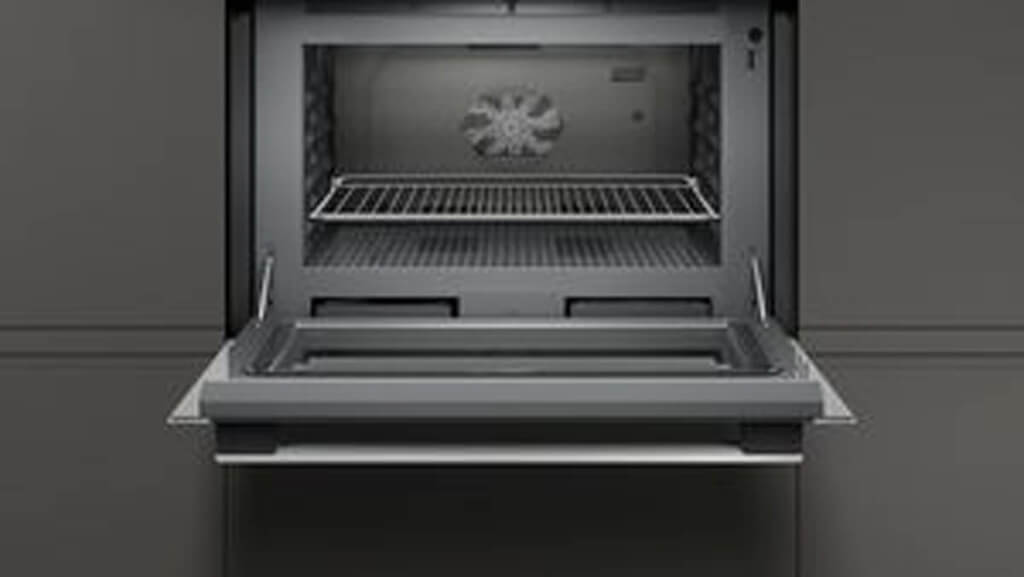 Neff C1APG64N0B, Built-in compact microwave with steam function