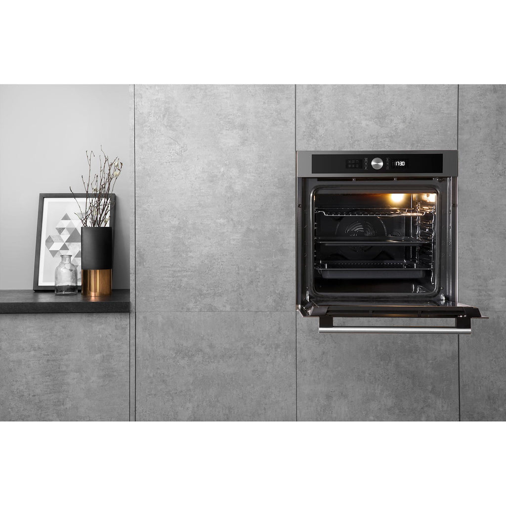 Class 4 - Single Oven - 71L - Monodial - Stainless Steel With Multiflow, Rotisserie and Expert Recipes