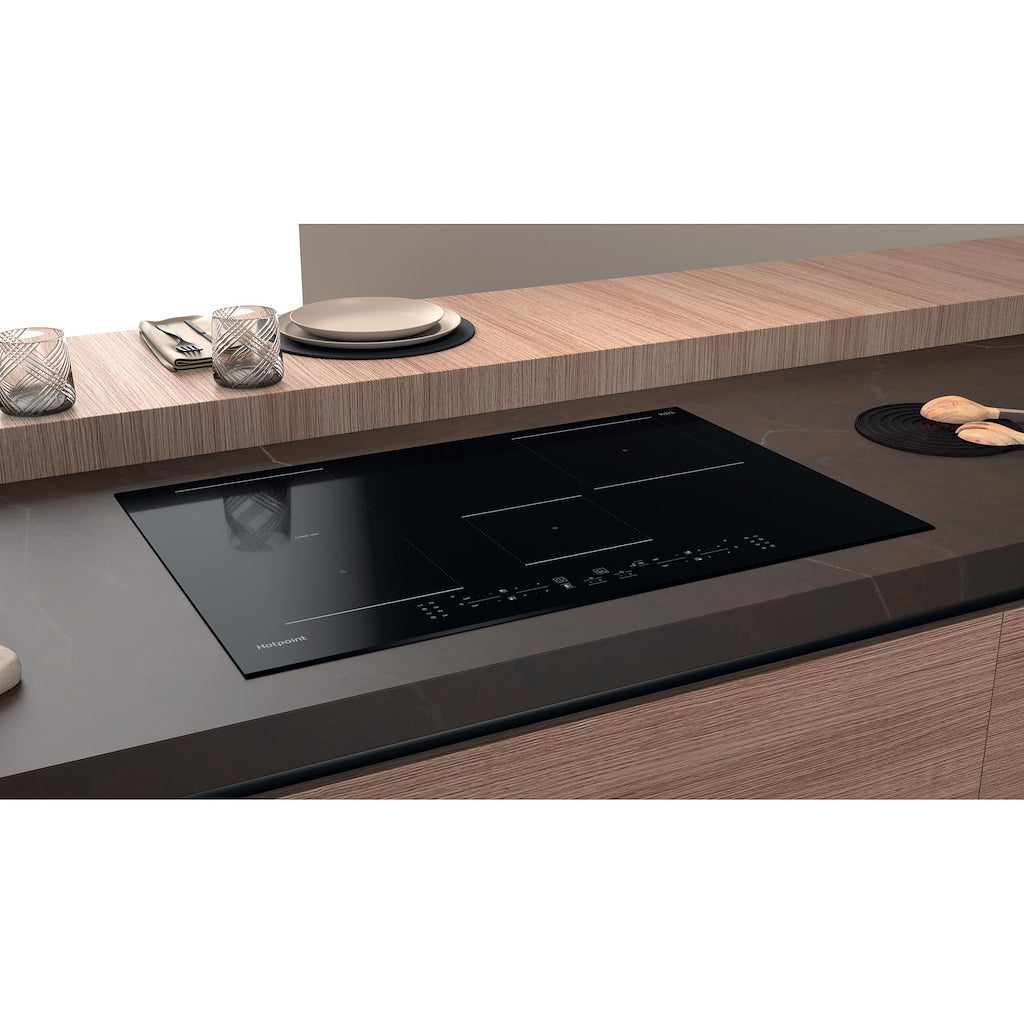 Hotpoint 77cm Induction Hob with MyMenu