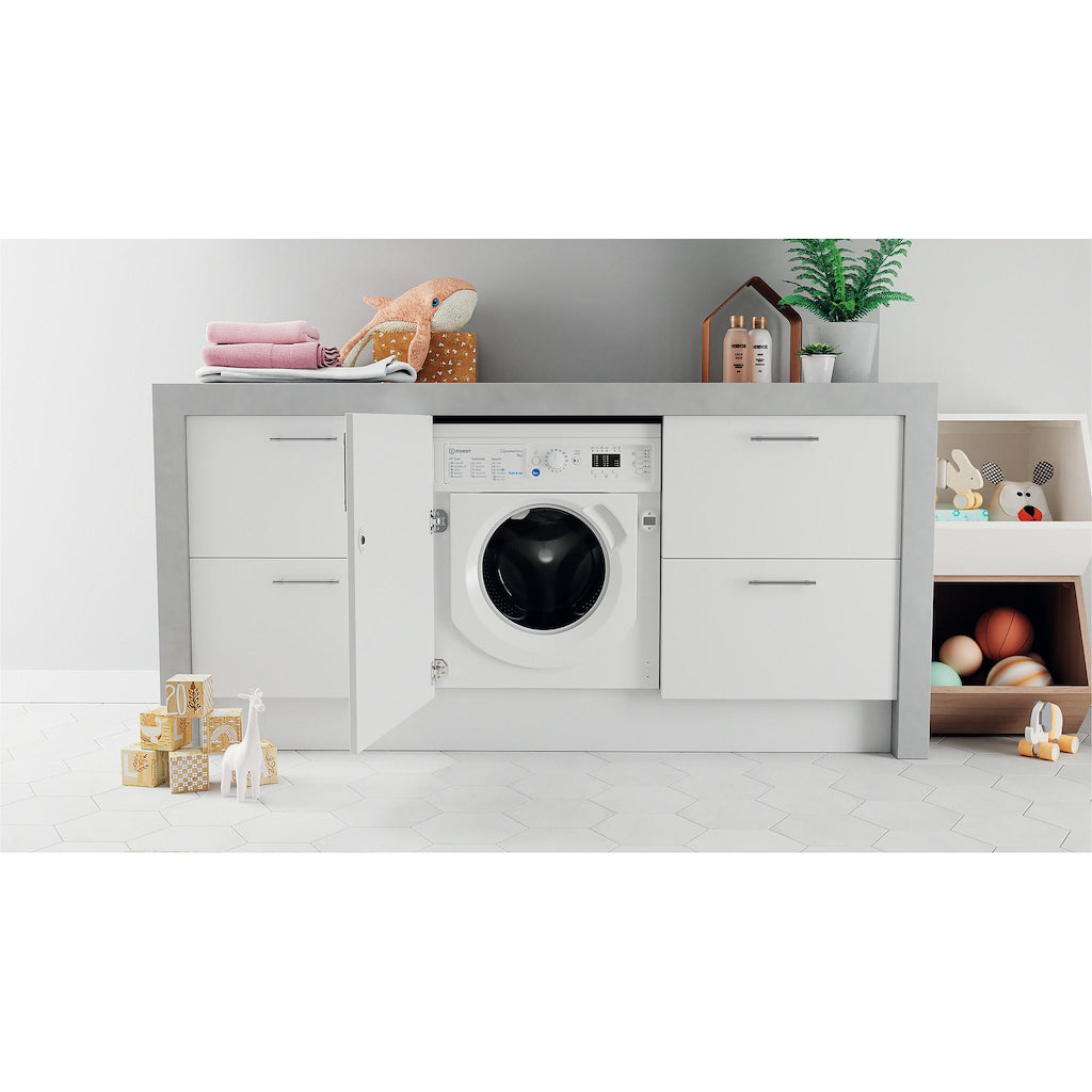 Indesit BIWMIL81485 Built in front loading washing machine: 8kg