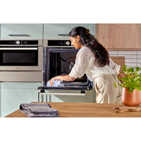 Class 4 - Single Oven - 71L - Monodial - Stainless Steel With Multiflow, Rotisserie and Expert Recipes