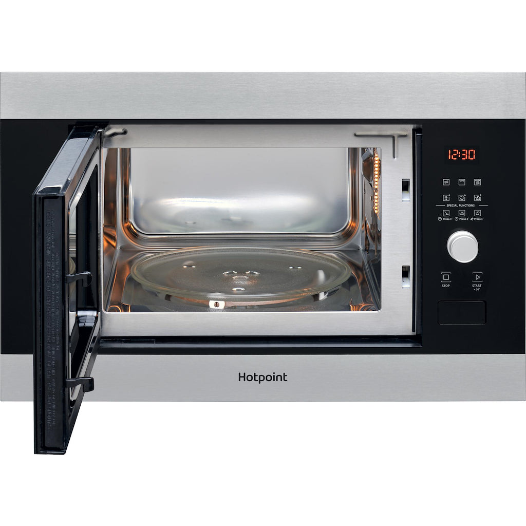 Hotpoint Built In Microwave with Grill